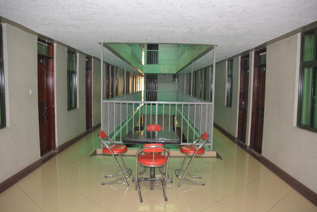 ניירובי Starehe Link Hotel מראה חיצוני תמונה